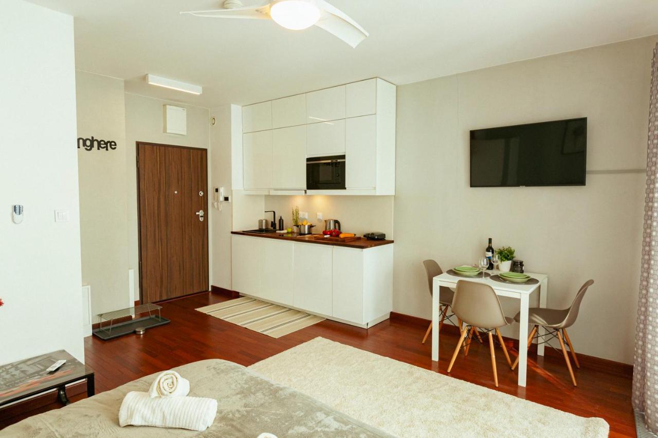 Pawia 51 - Piekny Wiok Na Centrum Warszawy - Duzy Balkon - Smart Tv 55 Cali Wifi - Good Apartments Warsaw Ngoại thất bức ảnh